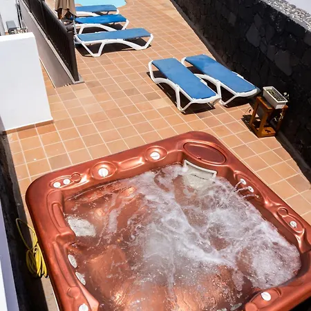 Casa Pari Villa *